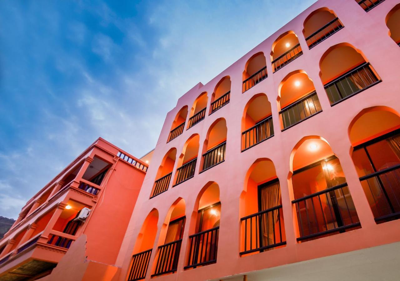 คาลีจ มาส โฮเทล Hotel Patong ภายนอก รูปภาพ