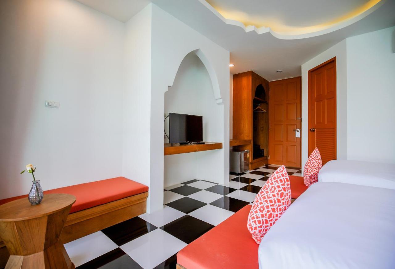 คาลีจ มาส โฮเทล Hotel Patong ภายนอก รูปภาพ