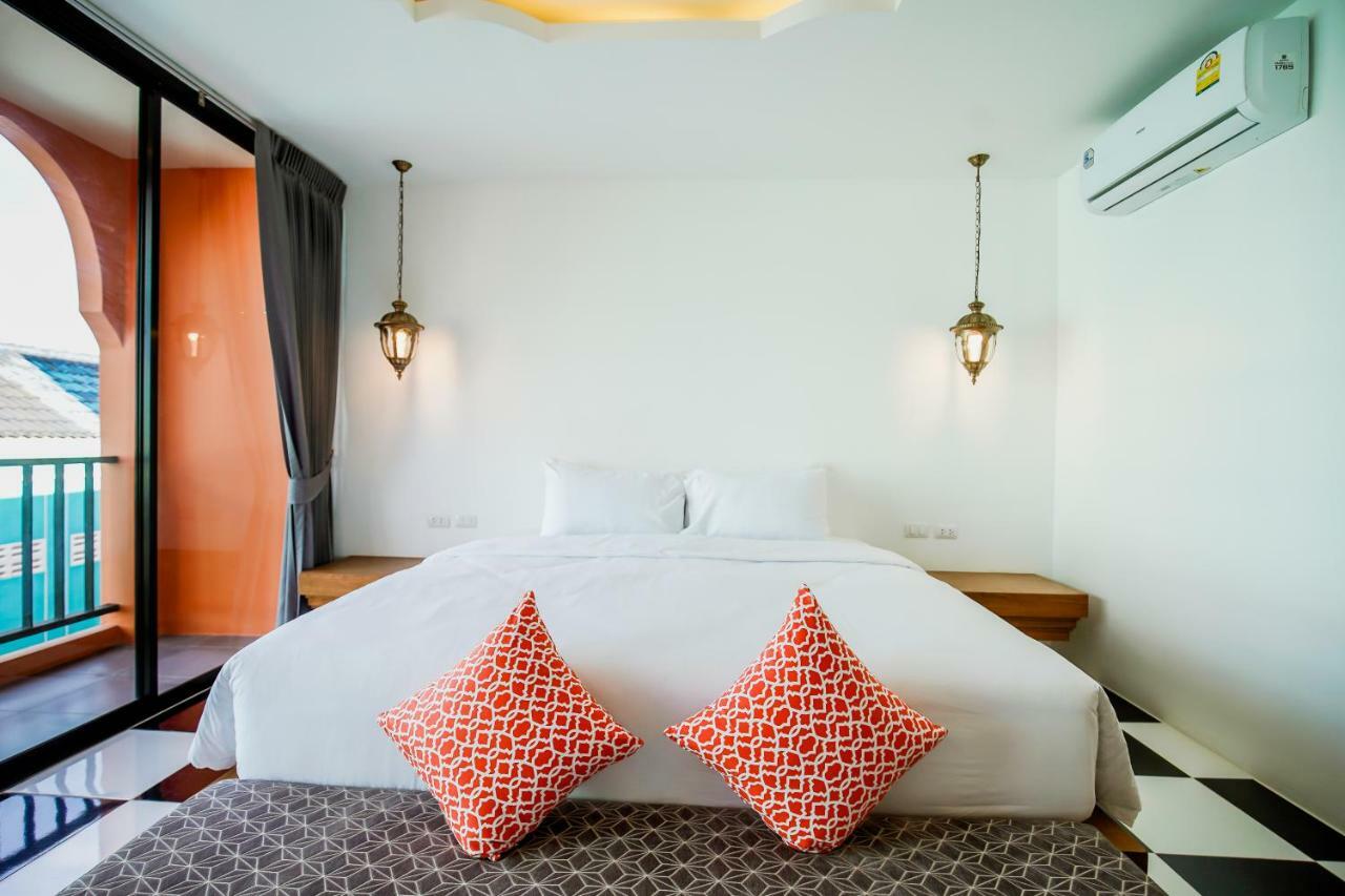 คาลีจ มาส โฮเทล Hotel Patong ภายนอก รูปภาพ